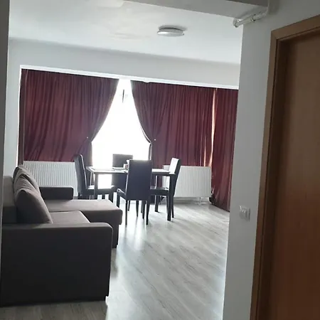 Lulu Mamaia Nord, 3 Minute De Plaja *