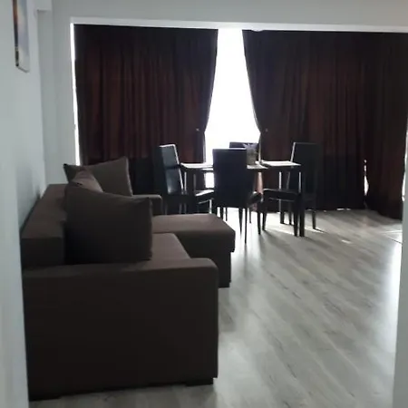 Apartment Lulu Mamaia Nord, 3 Minute De Plaja Năvodari