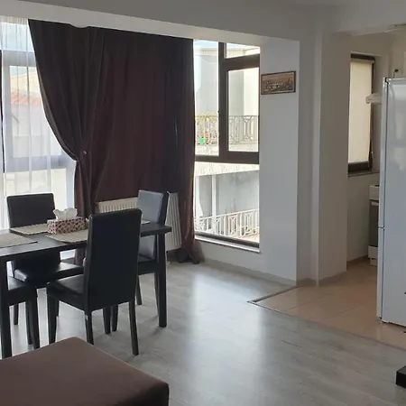 Lulu Mamaia Nord, 3 Minute De Plaja Navodari